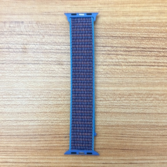 NEW[BAND] Cerulean Strap Loop For Apple Watch - Picture 2 of 5